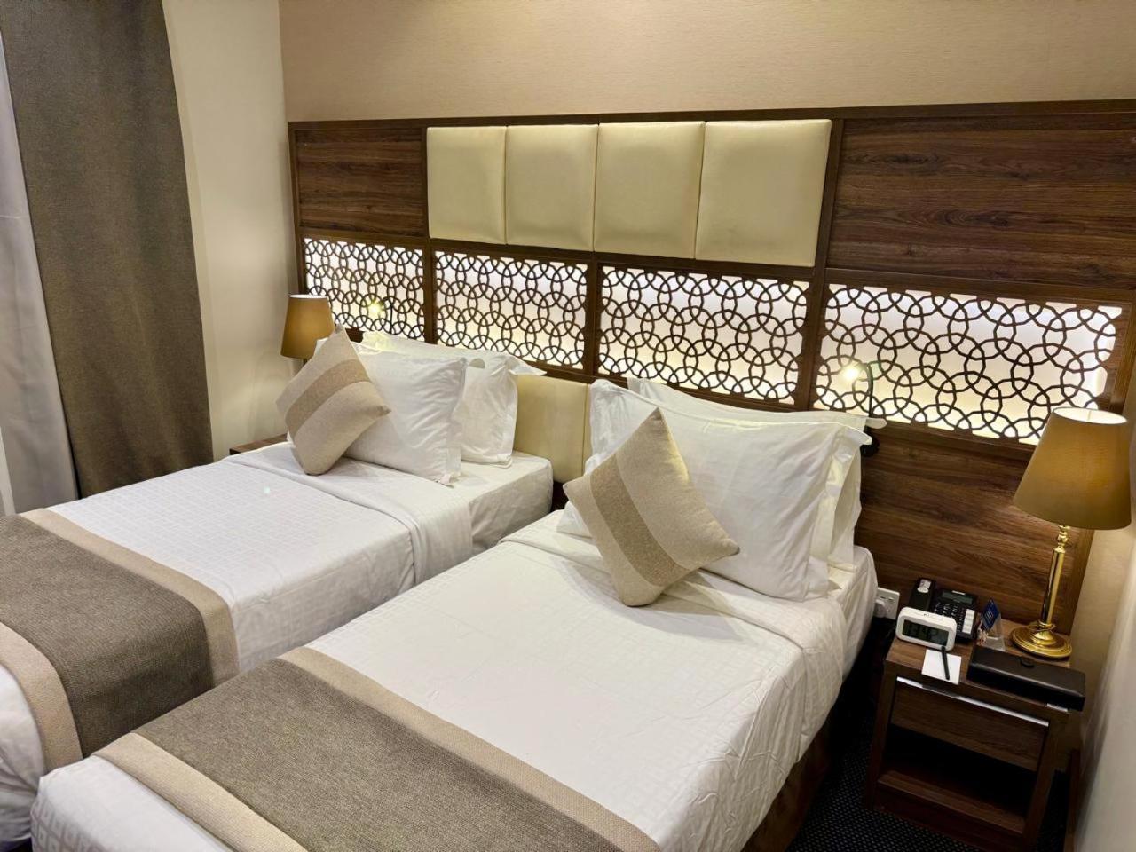 Hotel Golden Tulip Al-Zahabi à Médine Extérieur photo