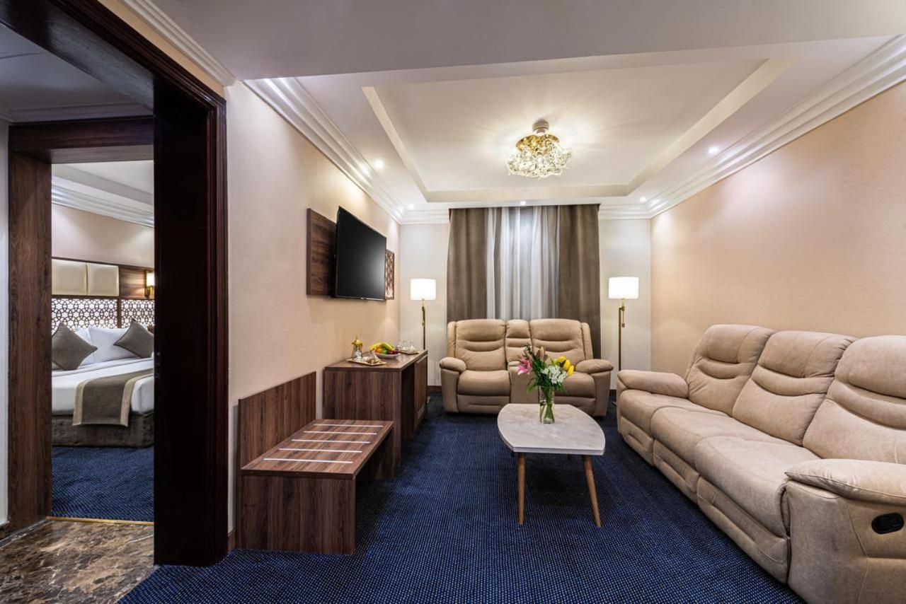 Hotel Golden Tulip Al-Zahabi à Médine Chambre photo